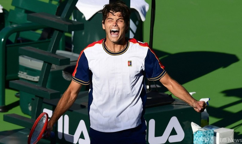 チチパス、ズベレフも敗れる波乱 BNPパリバOP4強逃す