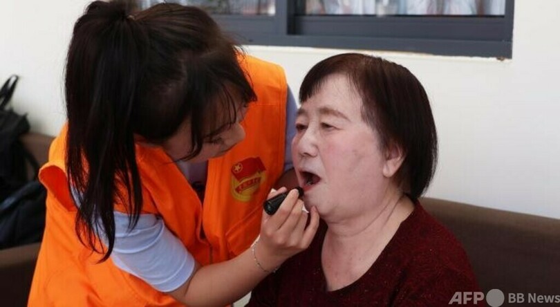 老人ホームに住む「00後」、まさに「人間の賢明さ」の見本 中国