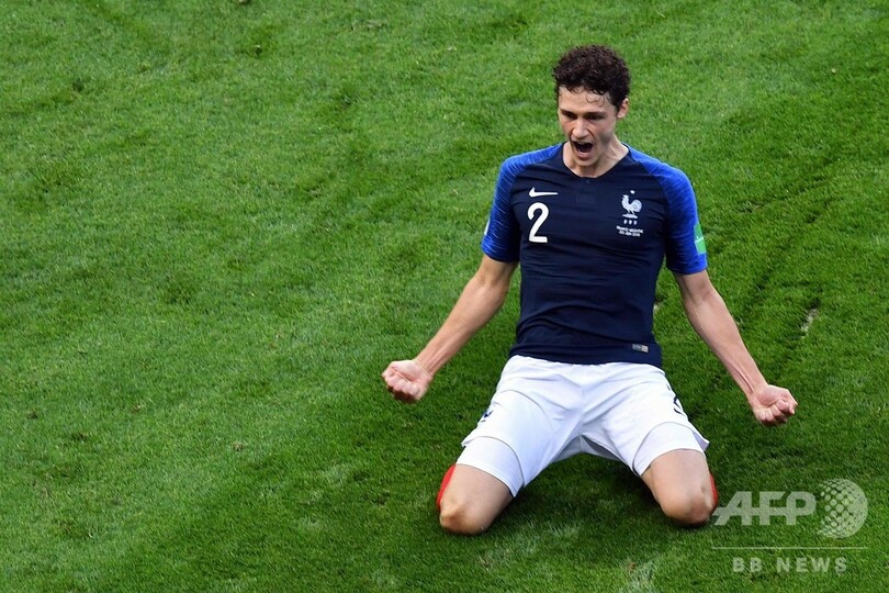 ロシアW杯の最優秀ゴールが決定、フランスDFの強烈ミドルに