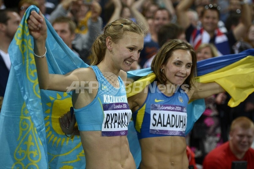 リパコワが女子三段跳びで金メダルを獲得