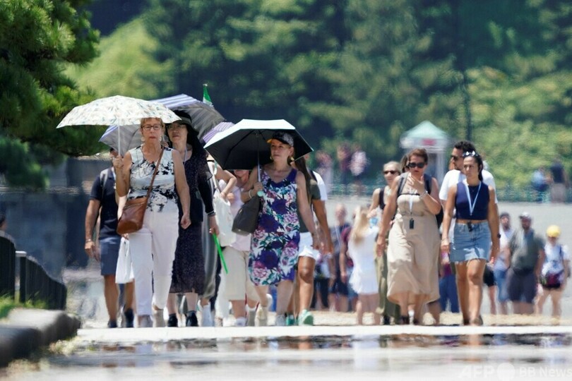 7月19日 欧米各地、記録破りの暑さに 危険な熱波襲来 写真14枚 : 関東近辺と世界各地でのクライミング写真館