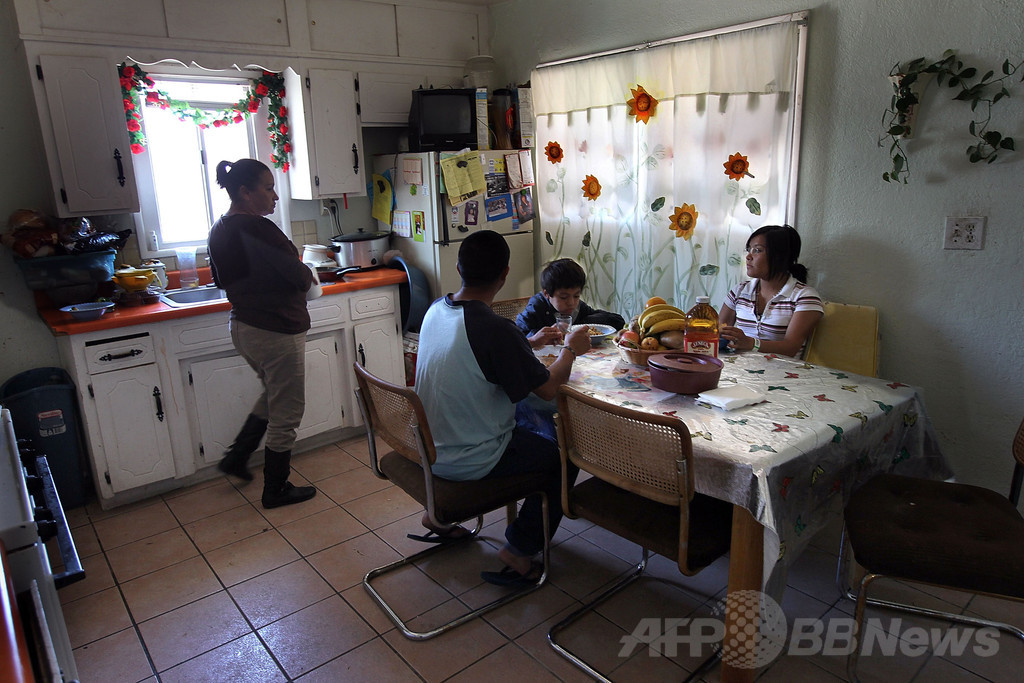 両親の離婚で子どもの肥満リスク上昇、研究 両親の離婚で子どもの肥満リスク上昇、研究