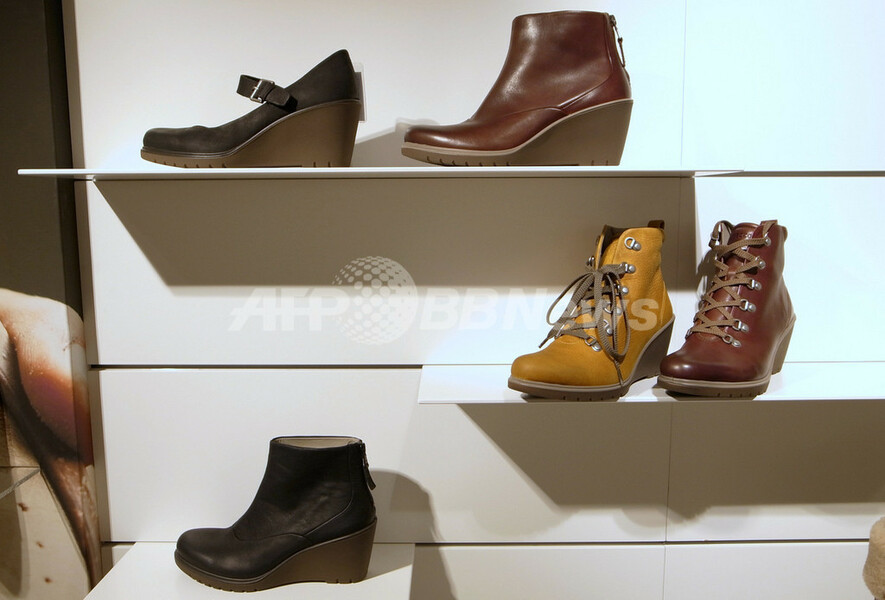 コンフォートハイヒールとブーツが目玉、「ECCO」12/13年秋冬コレクション