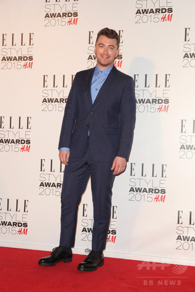 英歌手のサム・スミス、「バレンシアガ」の新しい顔に