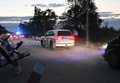 ウクライナ南東部のザポリージャ原子力発電所の視察を終え、ザポリージャ市近郊の道路を走る国際原子力機関（IAEA）の調査団を乗せた車（2022年9月1日撮影）。(c)Genya SAVILOV / AFP 