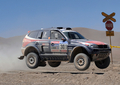 ダカールラリー2010（%%Dakar Rally 2010%%）第7ステージ（イキケからアントファガスタ、競技区間600キロメートル（総距離641キロメートル））。5時間44分58秒を記録し、四輪部門で2位に入った%%BMW%%のステファン・ペテランセル（%%Stephane Peterhansel%%）。（2010年1月8日撮影）(c)AFP/GABRIEL BOUYS