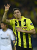 サッカー欧州チャンピオンズリーグ2012-13（UEFA Champions League 2012-13）準決勝第1戦、ボルシア・ドルトムント（Borussia Dortmund）対レアル・マドリード（Real Madrid）。後半21分に4得点目を挙げて喜ぶドルトムントのロベルト・レワンドフスキ（Robert Lewandowski、2013年4月24日撮影）。(c)AFP/JOHN MACDOUGALL