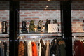11月30日まで東京・原宿にある「ザ・シェルター トーキョー（The SHEL&apos; TTER TOKYO）」で開催された「G-STAR RAW×GIRLS’ GENERATION」ポップアップショップの内観（2012年11月30日撮影）。(c)MODE PRESS