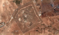 シリア・ダマスカス北郊にある軍運営のサイドナヤ刑務所を上空から撮影した衛星写真。国際人権団体アムネスティ・インターナショナルが公開（2017年2月7日公開）。(c)AFP/Amnesty International