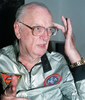 スリランカで撮影された、英国のSF作家、アーサー・C・クラーク（Arthur C. Clarke）さん（1997年3月15日撮影）。(c)AFP/SENA VIDANAGAMA
