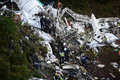コロンビア・セロゴルドの山岳地帯に墜落したボリビア・ラミア航空機の残骸（2016年11月29日撮影）。(c)AFP/RAUL ARBOLEDA