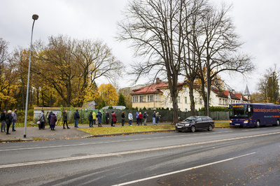 ラトビア、ワクチン未接種者を解雇可能に