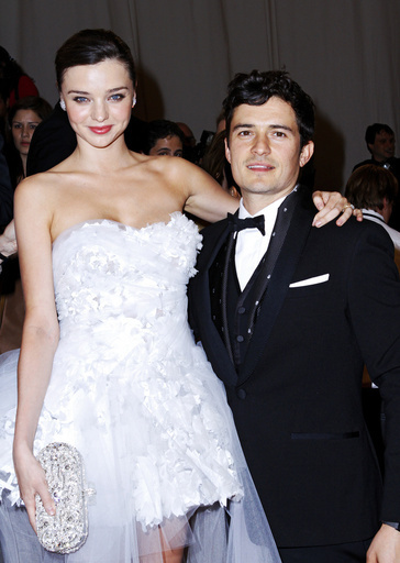 ミランダ・カーとオーランド・ブルームが離婚を発表