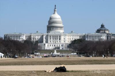 トランプ氏「首都からホームレスの人々を遠くに移動」 計画発表へ 