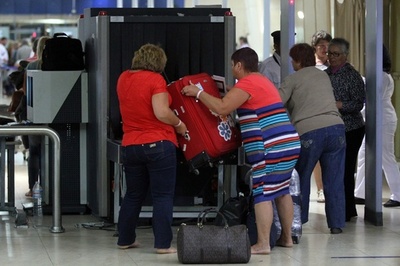 機内に爆弾は持ち込めるのか？ロシア機墜落で浮上する疑問