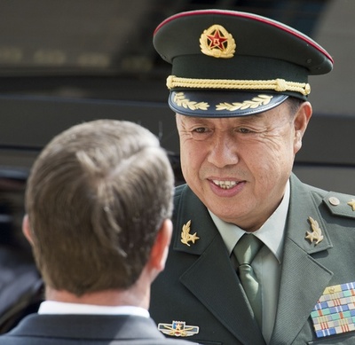 米国防長官、中国軍制服組トップに埋め立て中止求める