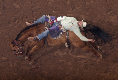 世界で最もきついロデオ大会、米アリゾナ