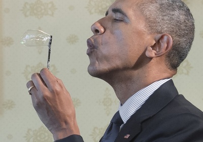 シャボン玉で童心に？子どもたちの発明楽しむオバマ大統領