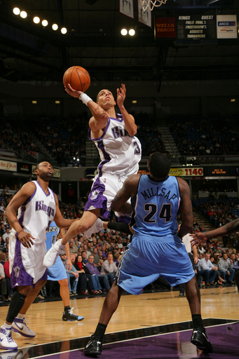 キングス ジャズを破りシーズン7勝目