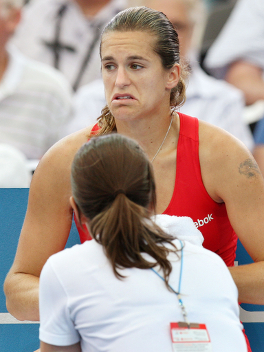 モウレズモ 負傷により準決勝で途中棄権、ブリスベーン国際