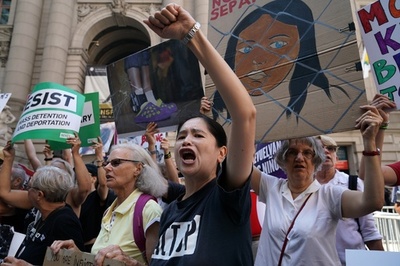 移民の子ども保護施設の職員、少年らへの性的虐待で起訴 米