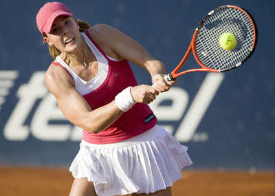 コルネ サンドバルを降し準々決勝へ