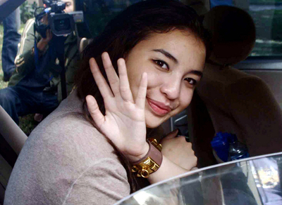 元モデルのマレーシア王子妃のDV被害、法医学者が虐待を確認