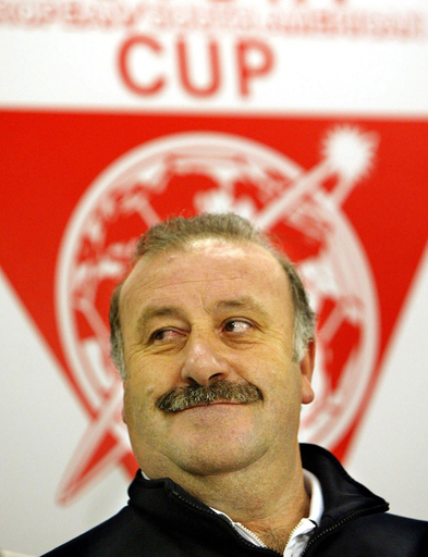 スペインサッカー連盟 新監督にデル・ボスケ氏を任命