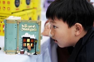 AI玩具が若者に人気 癒やし経済に新風