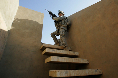 イラク駐留米軍、兵士の死者数が減少の傾向に