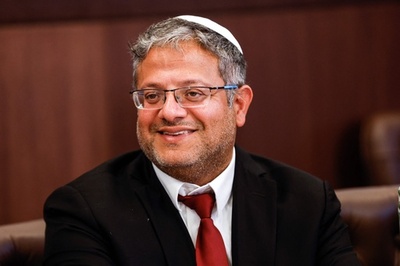 イスラエル閣僚、入植者の権利主張し物議 首相は擁護