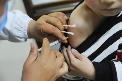 3歳女児が狂犬病ワクチン接種後に死亡 江蘇省、飼い犬に引っかかれ接種