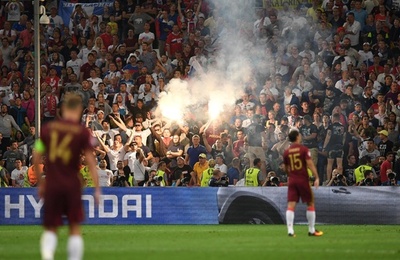 「フーリガン行為はスポーツ」、ロシア議員が主張