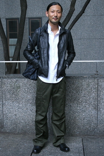 ＜ファッション業界の人々＞こだわりを感じさせる大人のモードスタイル