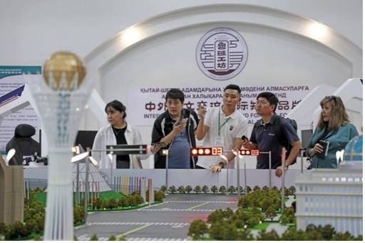 より美しい「デジタル未来」へ手を携えて・中国