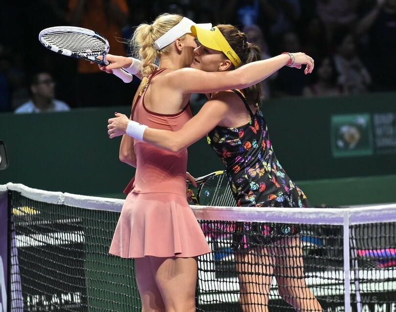 ボズニアツキがラドワンスカ破り2連勝、WTAツアー選手権