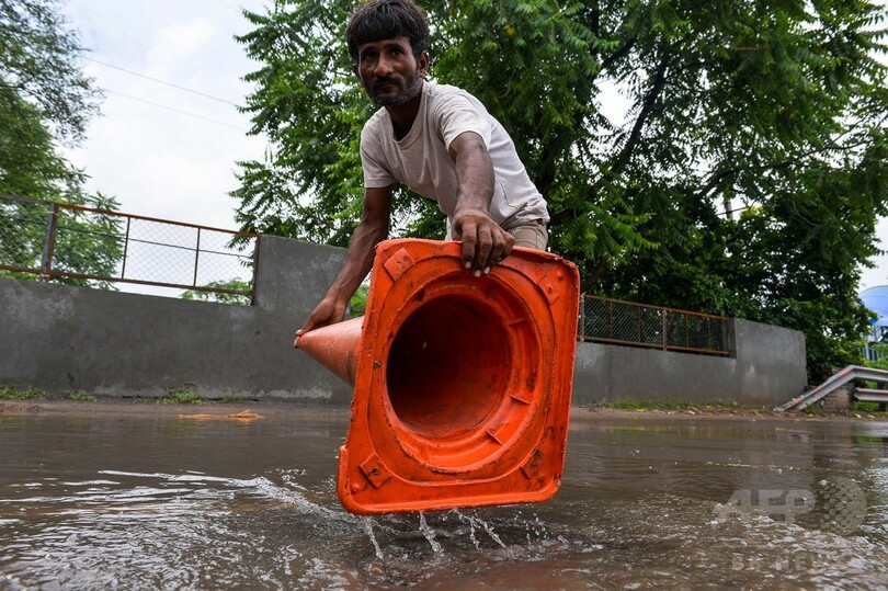 インド各地でモンスーンの豪雨被害、洪水により50人以上死亡