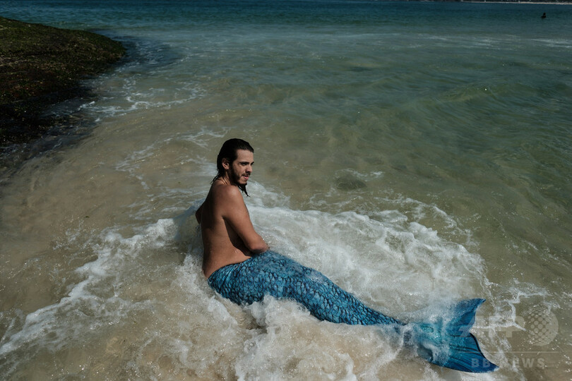 人と違っちゃいけない？ 海が好きすぎるイパネマの「人魚男」