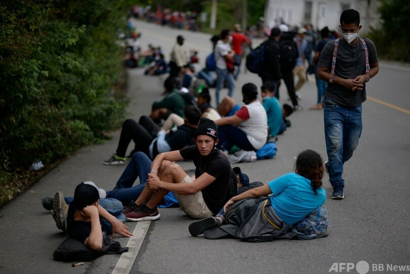 グアテマラ入りのホンジュラス移民、9000人に メキシコ経由で米目指す
