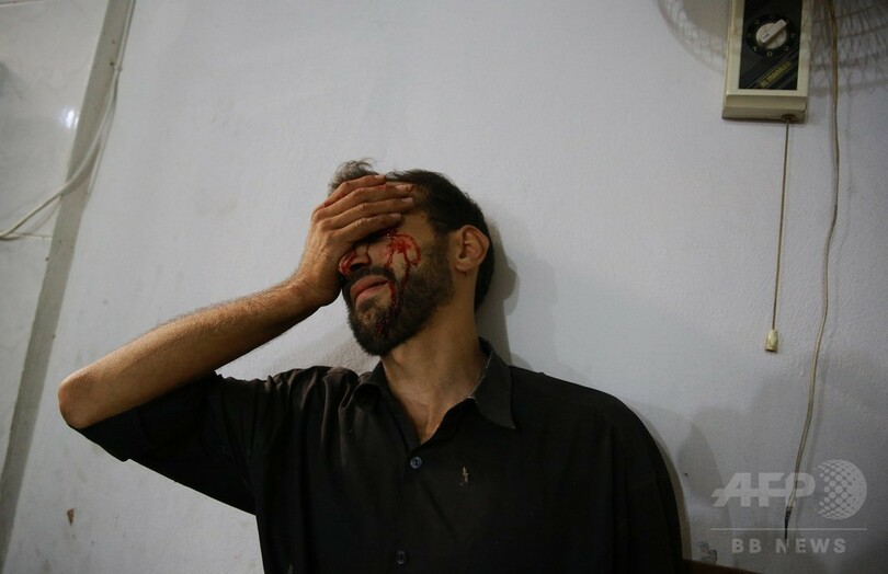 シリア政府の空爆で民間人37人死亡、NGO