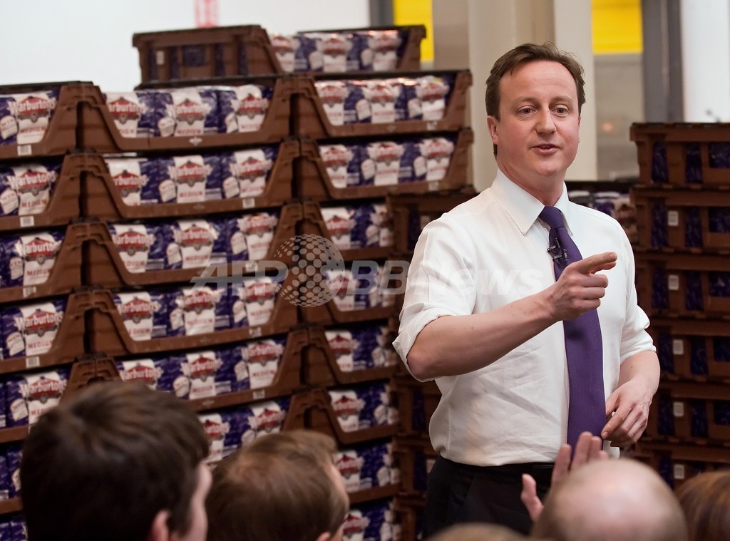 食パンの値段を知らない英首相、「パンは自分で焼く」 食パンの値段を知らない英首相、「パンは自分で焼く」
