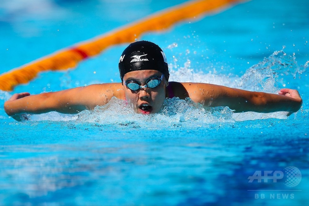 星が女子200mバタフライで銀メダル、パンパシ水泳 写真1枚 国際