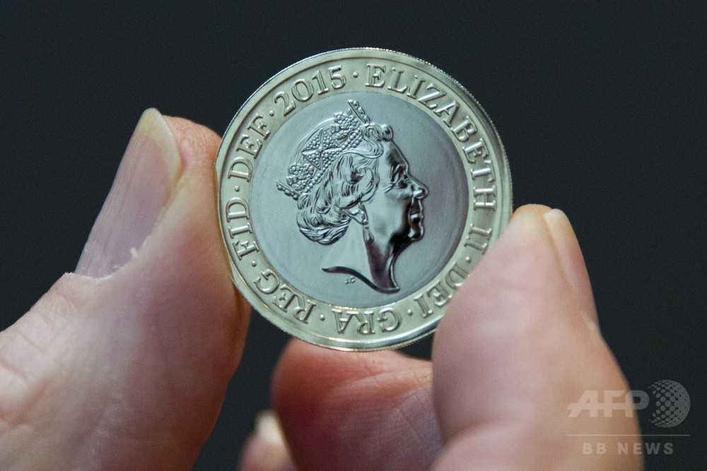 女王の肖像を刷新、英国の新硬貨 写真6枚 国際ニュース：AFPBB News