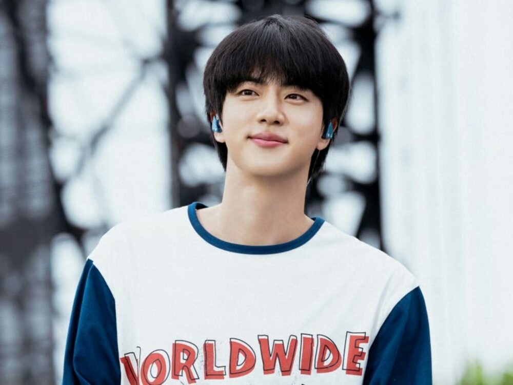 myuu☆BTS   JIN☆3点 mqdefault.jpg