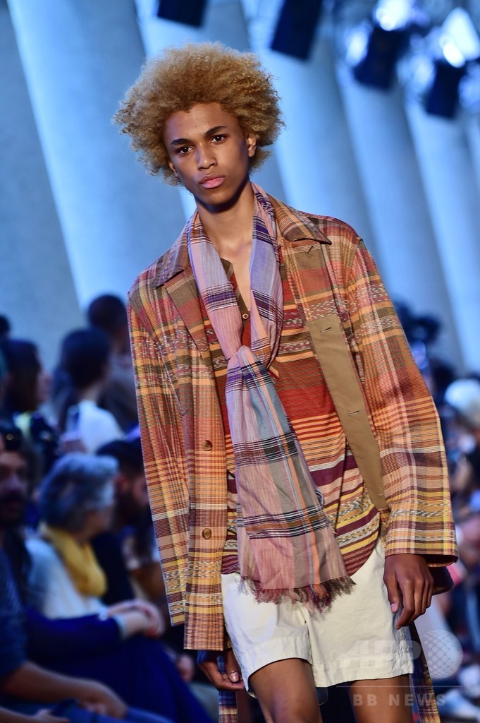 「ミッソーニ」16年春夏メンズ