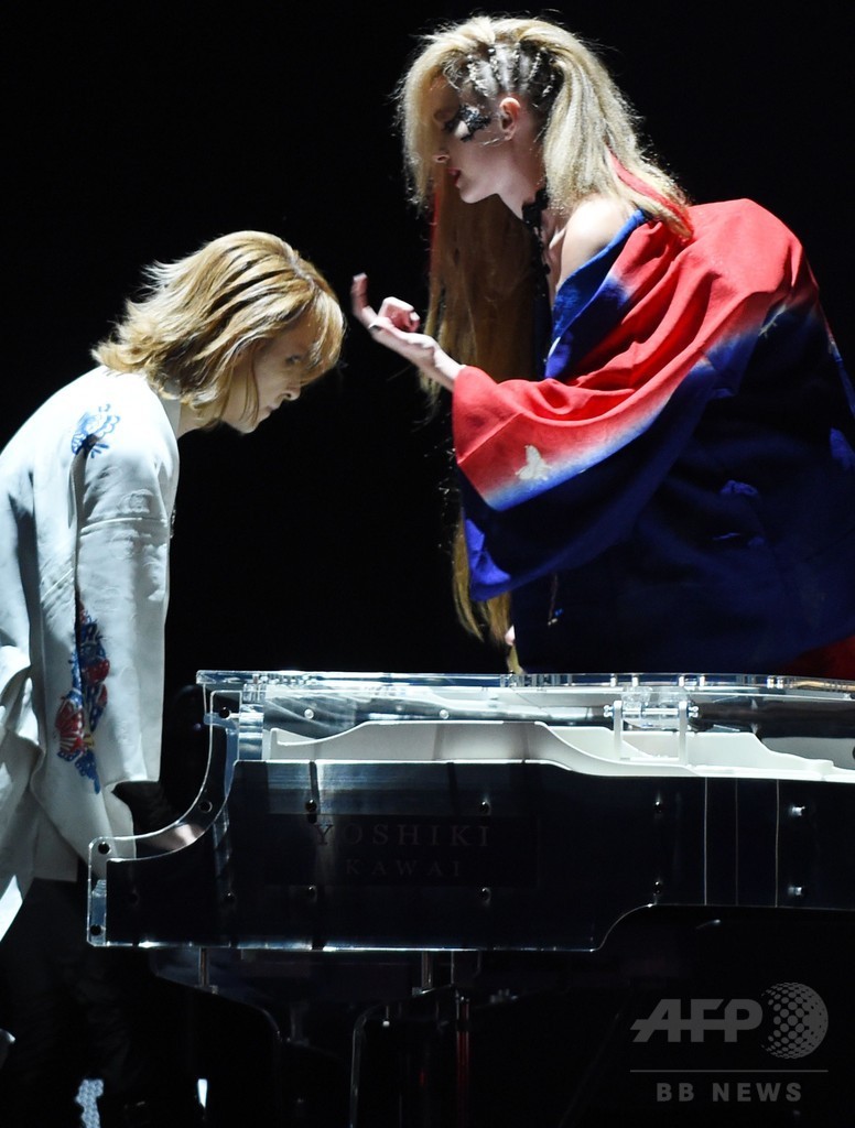 ロックをイメージした「着物」登場、Yoshikiデザイン 東京ファッションウィーク