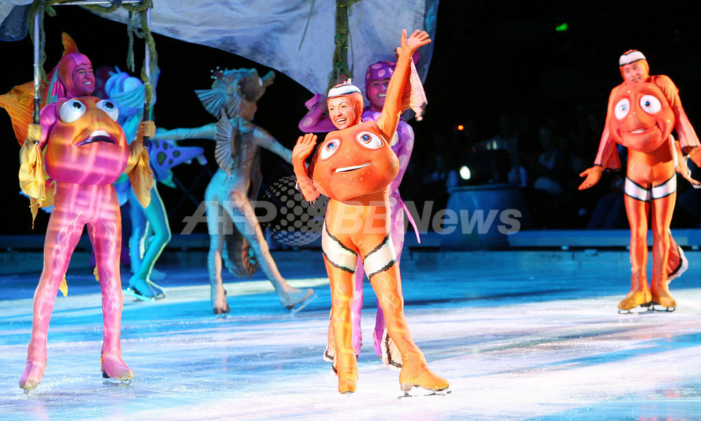 ファインディングニモ ディズニーオンアイス Pシャーマン 双眼鏡【当時