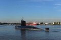 アルゼンチンの首都ブエノスアイレスで停泊する同国海軍の潜水艦「サンフアン」。アルゼンチン海軍提供（2014年撮影）。(c)AFP/ARGENTINE NAVY/HO