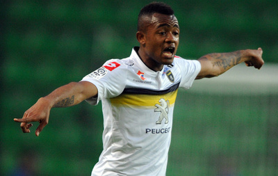 J・アイェウがマルセイユからロリアンへ移籍