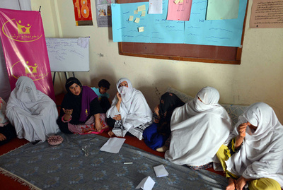 パキスタン初の「女性ジルガ」、男性社会で女性の権利求める